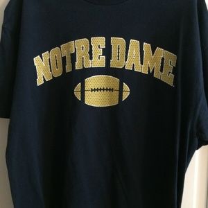 T-SHIRT- NOTRE DAME